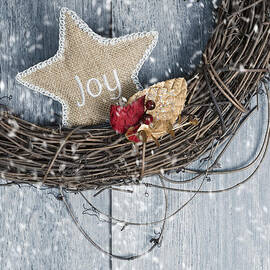 Christmas Wreath by Amanda Elwell